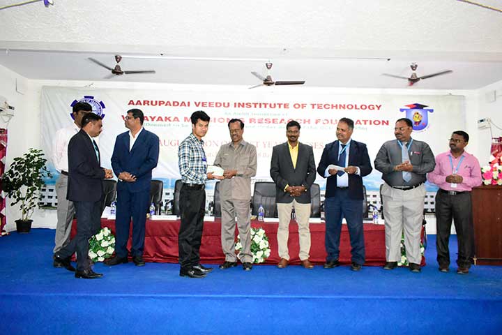 AVIT First year student awarded in the Inauguration of First Year Classes Celebration

